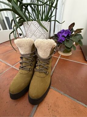 Women's Olive Shearling-Lined Winter Boots - Size 39 (aka 8.5) - never worn